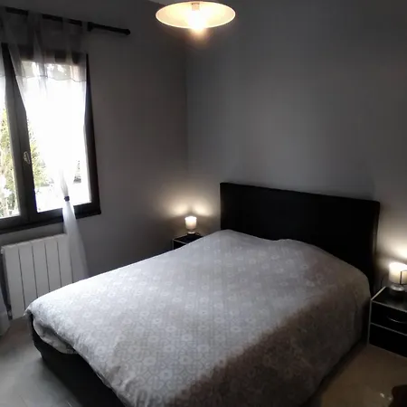 Private With Pool Max 6 People In Limoux *